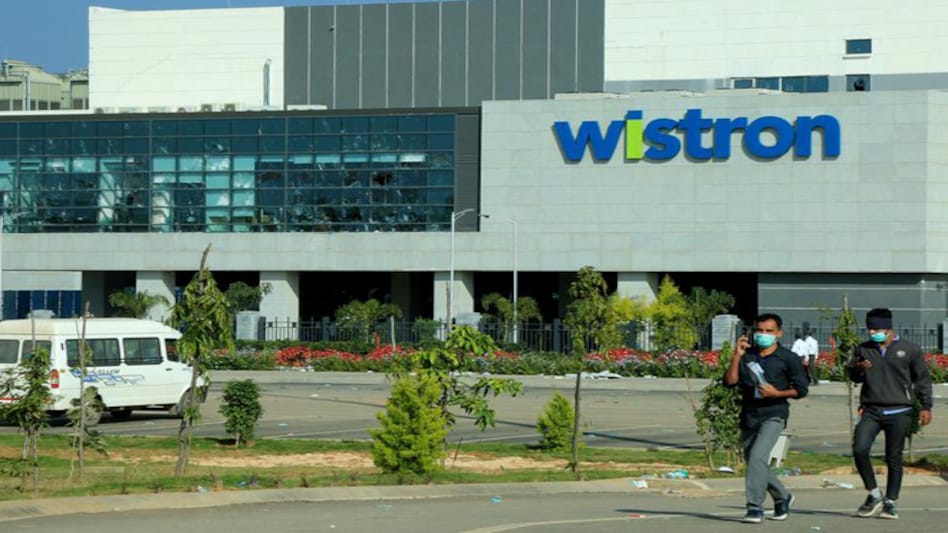 Karnataka government called Wistron a "flag bearer" for India's electronics manufacturing ambitions Karnataka government called Wistron a "flag bearer" for India's electronics manufacturing ambitions