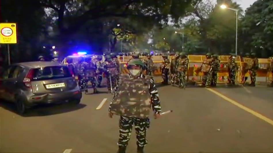 Delhi Police Special Cell has already reached the site and has started its investigation Delhi Police Special Cell has already reached the site and has started its investigation