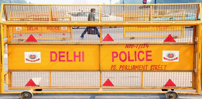 Delhi Traffic Police has requested commuters to take alternate routes Delhi Traffic Police has requested commuters to take alternate routes