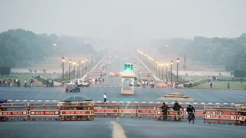 On Sunday, the minimum and maximum temperatures stood at 5.7 degrees Celsius and 15.3 degrees Celsius, respectively, resulting in cold day conditions On Sunday, the minimum and maximum temperatures stood at 5.7 degrees Celsius and 15.3 degrees Celsius, respectively, resulting in cold day conditions