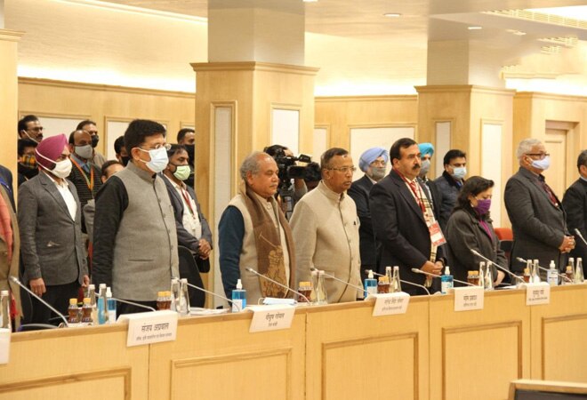 Leaders and representatives of farmers observe a two-minute silence for those who died during the ongoing protest Leaders and representatives of farmers observe a two-minute silence for those who died during the ongoing protest