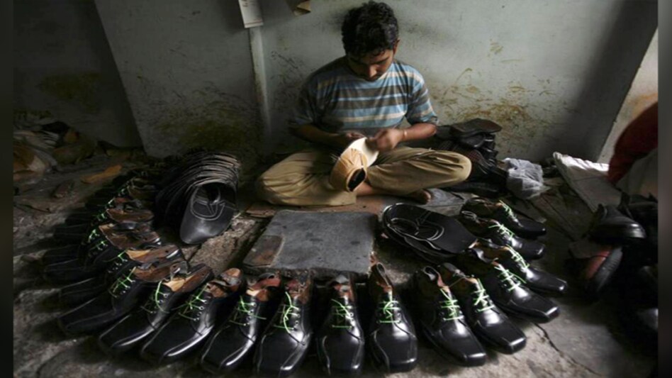 FICCI, Azim Premji University recommend 18 lakh Udyog Sahayak Enterprises network to assist MSEs FICCI, Azim Premji University recommend 18 lakh Udyog Sahayak Enterprises network to assist MSEs