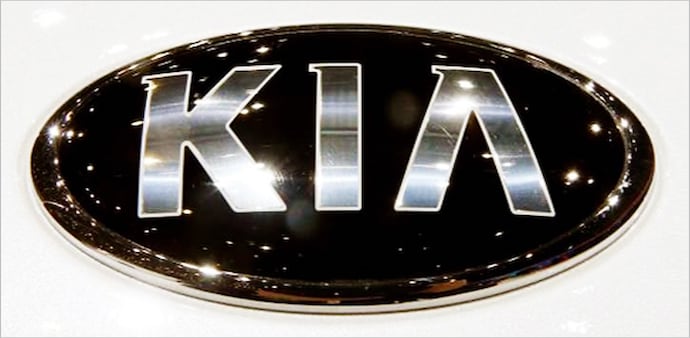 Shares in Kia were up 7%, while shares in Hyundai Motor were down 2.7% Shares in Kia were up 7%, while shares in Hyundai Motor were down 2.7%