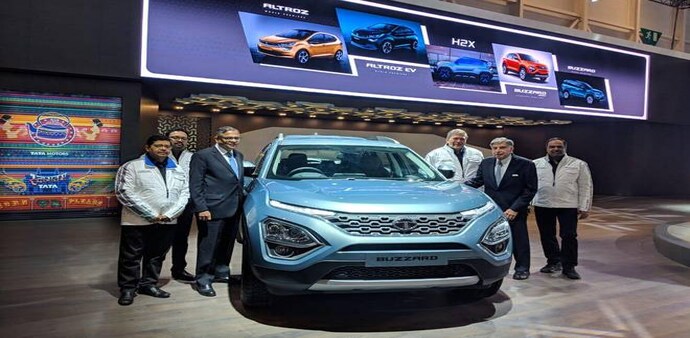 Tata Safari will arrive at showrooms this month and bookings will commence shortly Tata Safari will arrive at showrooms this month and bookings will commence shortly