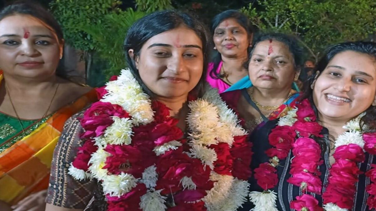 Lok Sabha speaker's daughter Anjali Birla selected for civil ...