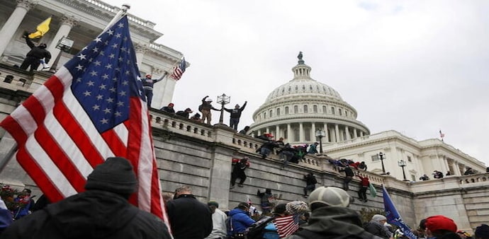 US Capitol violence: Netizens condemn Trump and his supporters US Capitol violence: Netizens condemn Trump and his supporters