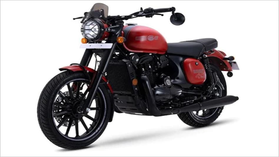 The 2021 Jawa 42 has been priced at Rs 1,83,942 (Ex-showroom) The 2021 Jawa 42 has been priced at Rs 1,83,942 (Ex-showroom)