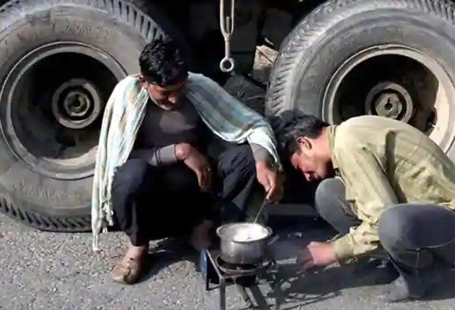 You can still see people using kerosene stoves in thier daily lives You can still see people using kerosene stoves in thier daily lives
