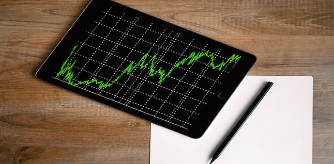 On the other hand, Titan, L&T, Tata Motors, Coal India, Eicher Motors were among the top losers today On the other hand, Titan, L&T, Tata Motors, Coal India, Eicher Motors were among the top losers today