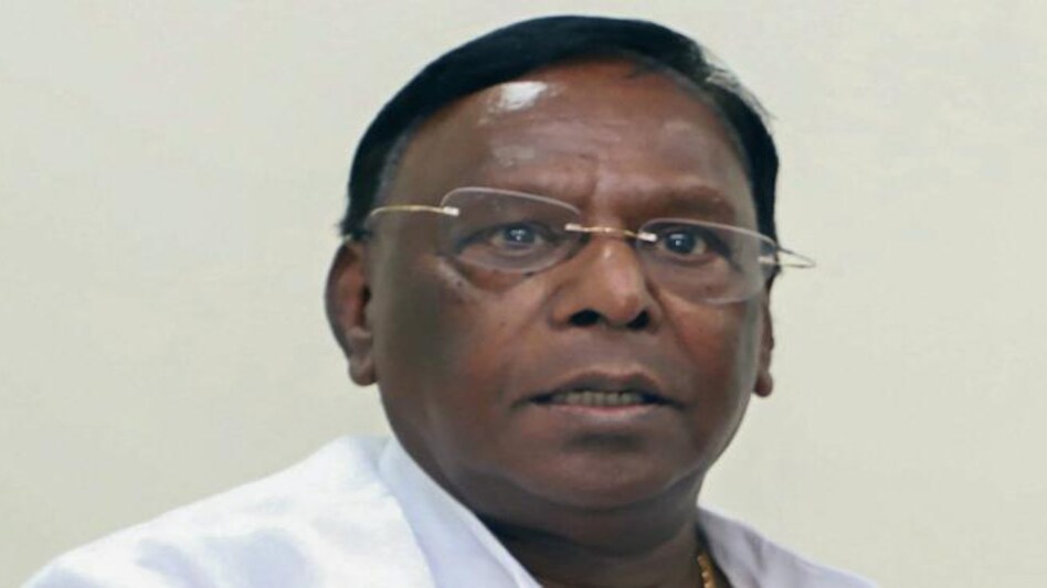 Responding to resignation of the MLAs, CM Narayanasamy has called for an urgent Cabinet meeting Responding to resignation of the MLAs, CM Narayanasamy has called for an urgent Cabinet meeting