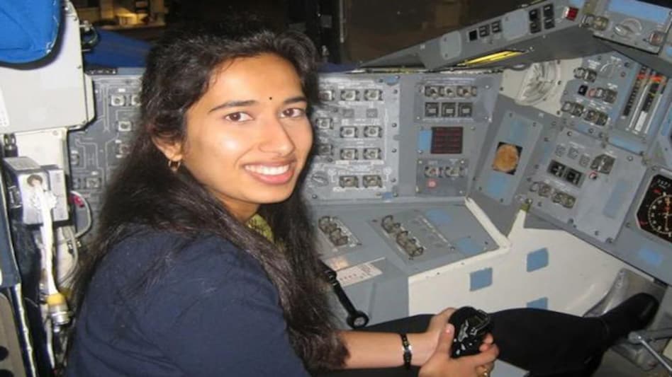 Dr Swati completed her bachelor's degree from Cornell University and her MS and PhD from MIT Dr Swati completed her bachelor's degree from Cornell University and her MS and PhD from MIT