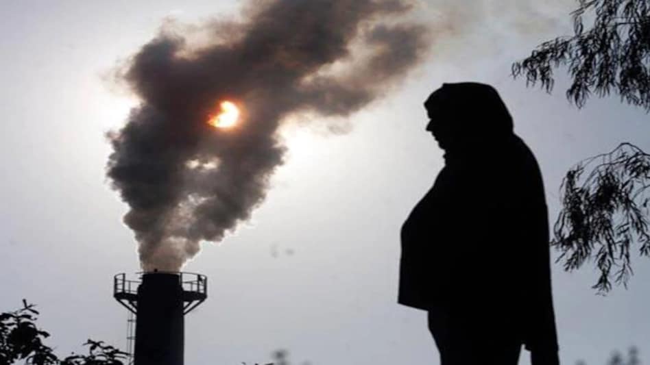 Fossil fuel pollution is responsible for about 1 in 5 deaths worldwide, the study said. Fossil fuel pollution is responsible for about 1 in 5 deaths worldwide, the study said.