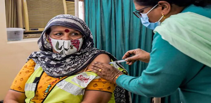 Registrations to get vaccinated opened at 9 am at www.cowin.gov.in and the Aarogya Setu app with walk-in enrolments in some places as well Registrations to get vaccinated opened at 9 am at www.cowin.gov.in and the Aarogya Setu app with walk-in enrolments in some places as well