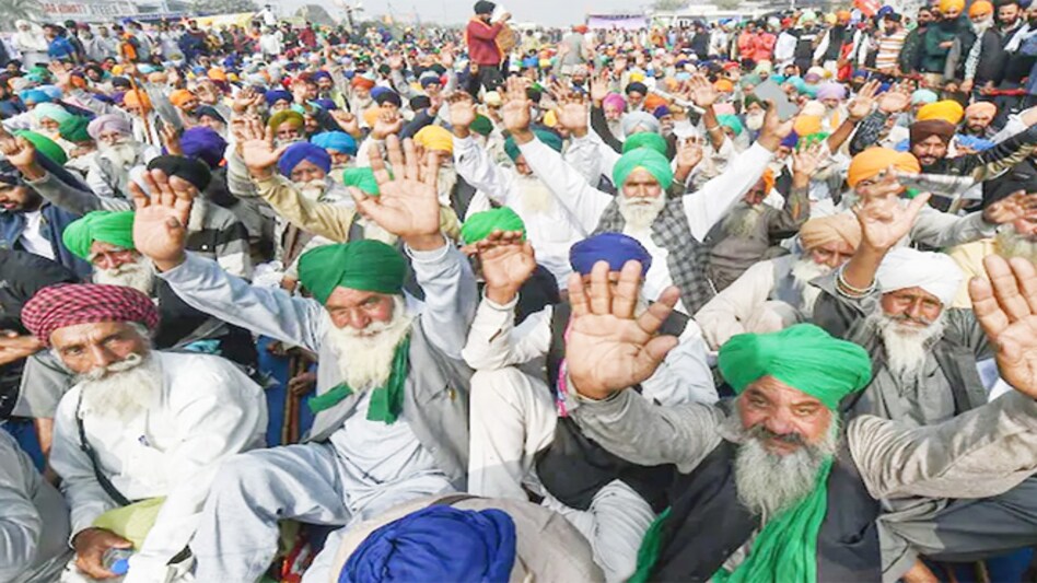 Bharat Bandh news: Samyukta Kisan Morcha (SKM), which is leading the anti-farm law protests, has urged citizens of the country to make the nationwide strike a complete success Bharat Bandh news: Samyukta Kisan Morcha (SKM), which is leading the anti-farm law protests, has urged citizens of the country to make the nationwide strike a complete success