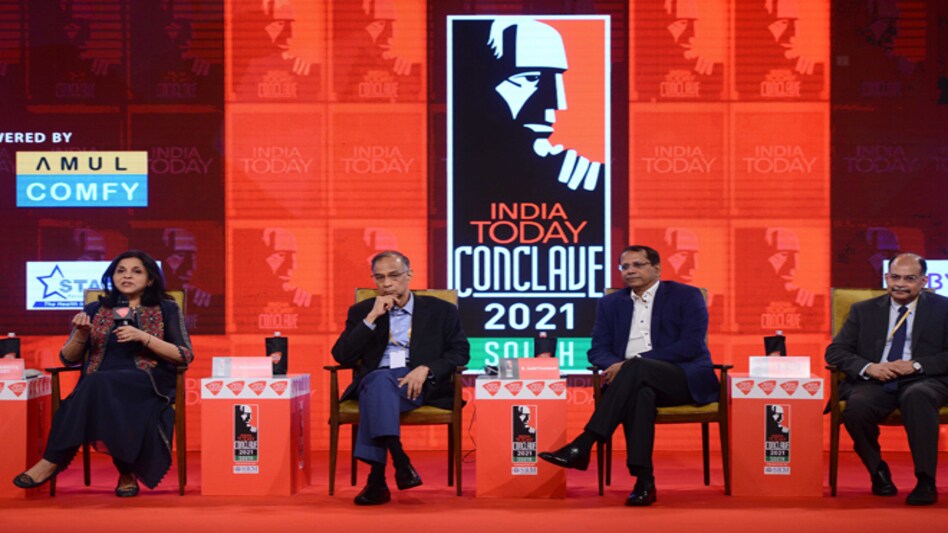 Dr Sangita Reddy, Joint MD, Apollo Hospitals Group; R Seshasayee, Vice Chairman, Hinduja Group; B Santhanam, Chairman and MD, Saint-Gobain India, and K Ullas Kamath, Joint MD, Jyothi Laboratories Dr Sangita Reddy, Joint MD, Apollo Hospitals Group; R Seshasayee, Vice Chairman, Hinduja Group; B Santhanam, Chairman and MD, Saint-Gobain India, and K Ullas Kamath, Joint MD, Jyothi Laboratories