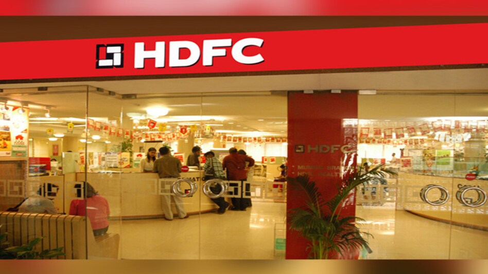 HDFC cuts home loan rates HDFC cuts home loan rates