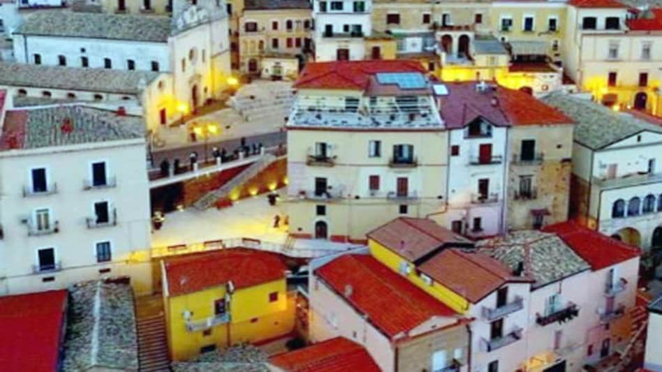 Called Laurenzana, in the Basilicata region of southern Italy, has put some of its historic houses up for sale and that too for 1 euro, with no deposit requisite Called Laurenzana, in the Basilicata region of southern Italy, has put some of its historic houses up for sale and that too for 1 euro, with no deposit requisite