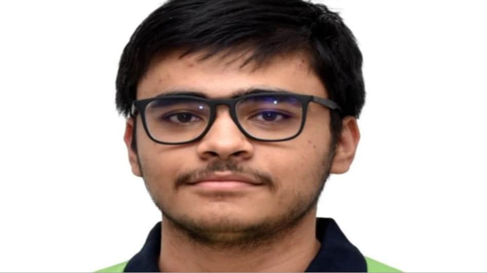 JEE Main 2021 Topper Siddhant Mukherjee JEE Main 2021 Topper Siddhant Mukherjee