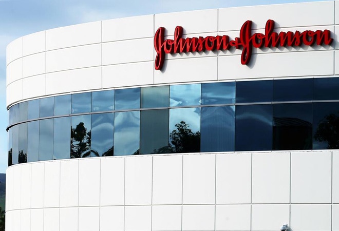 J&J chief executive Alex Gorsky's compensation totaled $29.6 million in 2020 J&J chief executive Alex Gorsky's compensation totaled $29.6 million in 2020