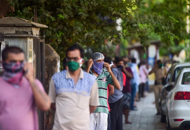 Amid the continuous surge in cases, several experts have pointed that Maharashtra is witnessing the beginning of the second wave of coronavirus Amid the continuous surge in cases, several experts have pointed that Maharashtra is witnessing the beginning of the second wave of coronavirus