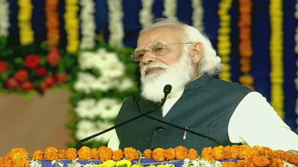 PM Modi hailed the 'taali-thaali' campaign and lighting of diyas last year, saying it had touched the hearts of 'corona warriors' PM Modi hailed the 'taali-thaali' campaign and lighting of diyas last year, saying it had touched the hearts of 'corona warriors'