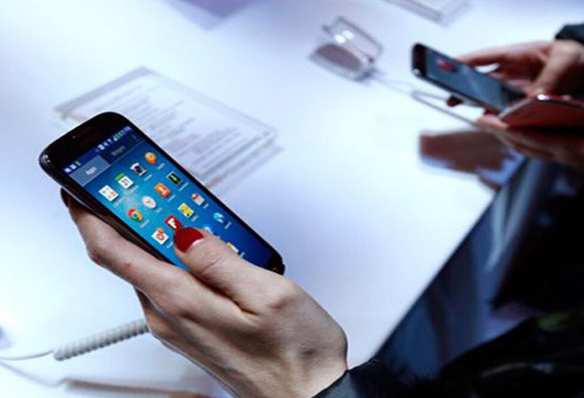 Mobile firms request govt to build polices to compete with countries