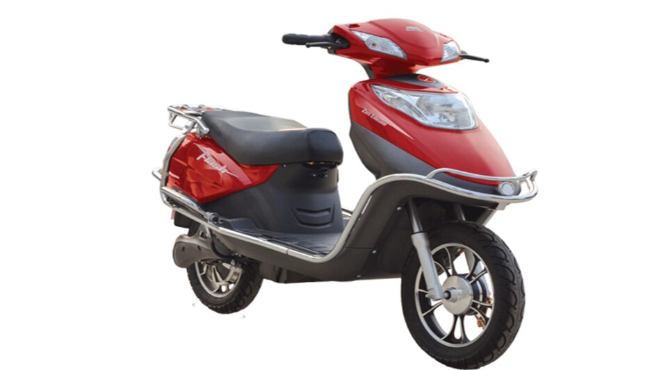 Hero Electric has already trained 4,000 mechanics and has also installed around 1,500 charging points till date Hero Electric has already trained 4,000 mechanics and has also installed around 1,500 charging points till date