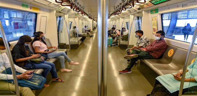 Delhi Metro's Yellow Line (Line 2) comprises 37 metro stations from Samaypur Badli in Delhi to HUDA City Centre in Gurugram, Haryana Delhi Metro's Yellow Line (Line 2) comprises 37 metro stations from Samaypur Badli in Delhi to HUDA City Centre in Gurugram, Haryana