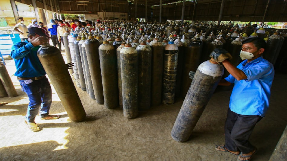 Despite COVID-19 crisis at home, India doubled oxygen exports in FY21 Despite COVID-19 crisis at home, India doubled oxygen exports in FY21