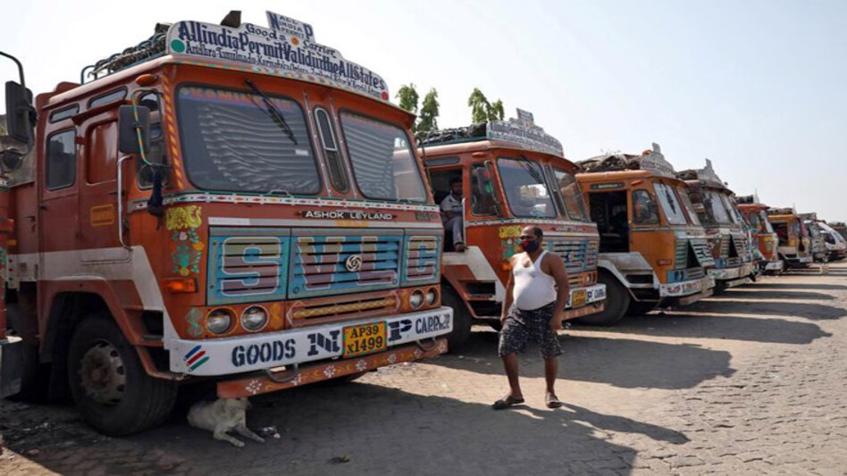 Transport sector facing losses of Rs 315 crore per day due to COVID restrictions: AIMTC Transport sector facing losses of Rs 315 crore per day due to COVID restrictions: AIMTC