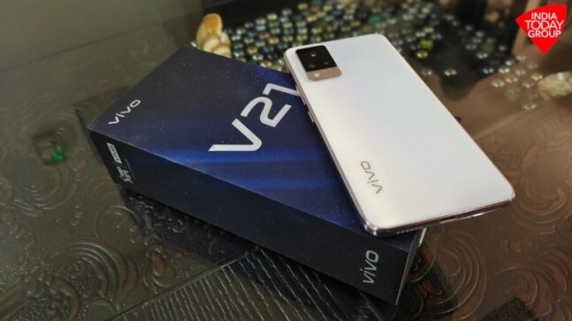 Vivo V21 quick review: A well-rounded smartphone for all age groups