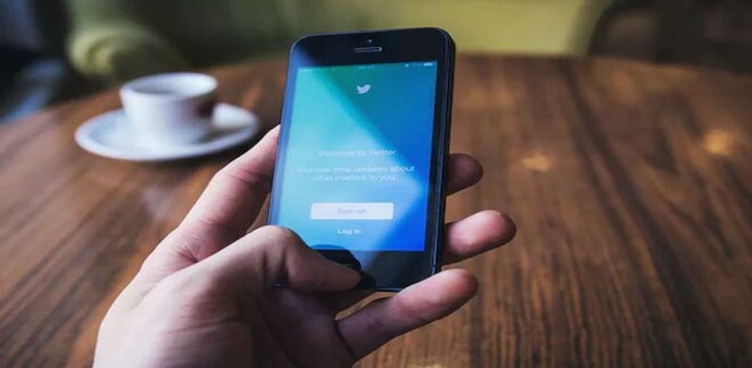 Delhi Police on May 25 visited Twitter's office to serve a notice to the company's country head Delhi Police on May 25 visited Twitter's office to serve a notice to the company's country head