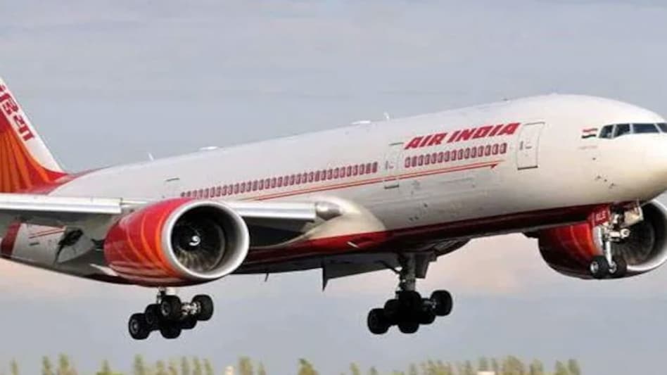 The stranded passengers did not have to wait for long as they were soon shifted to another Air India plane The stranded passengers did not have to wait for long as they were soon shifted to another Air India plane