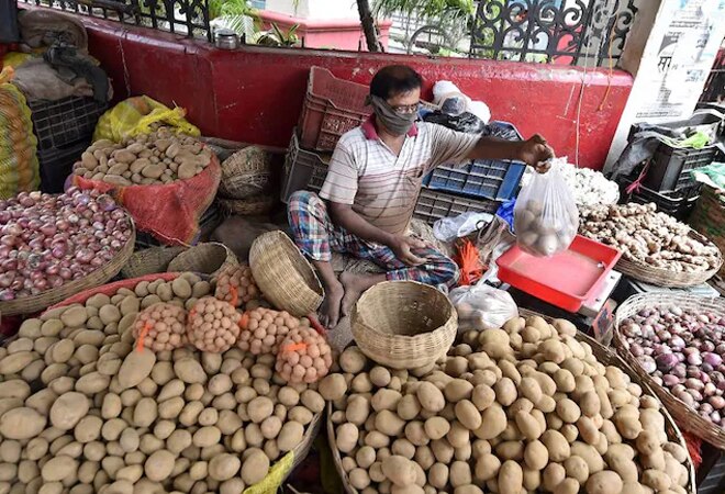 India's Consumer Price Index (CPI) based retail inflation eased to 4.29% in the month of April, as per the data released by the Ministry of Statistics & Programme Implementation (MoSPI) on Monday India's Consumer Price Index (CPI) based retail inflation eased to 4.29% in the month of April, as per the data released by the Ministry of Statistics & Programme Implementation (MoSPI) on Monday