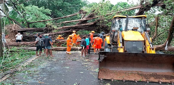 Cyclone Tauktae turns extremely severe Cyclone Tauktae turns extremely severe
