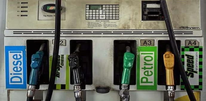 After a slight dip yesterday, petrol and diesel prices have been hiked again on May 23, 2021 After a slight dip yesterday, petrol and diesel prices have been hiked again on May 23, 2021