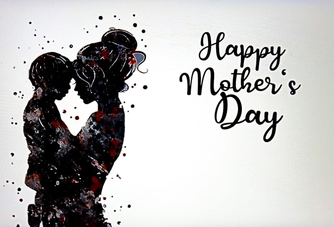 To make this day special, people usually give gifts, flower bouquets to their mothers and/or take their mothers out for a lovely meal To make this day special, people usually give gifts, flower bouquets to their mothers and/or take their mothers out for a lovely meal
