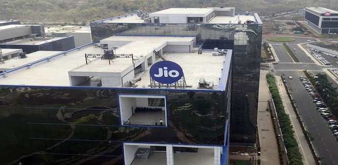 Reliance Jio to construct submarine cable system Reliance Jio to construct submarine cable system