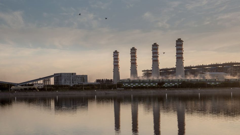 JSW Energy plans to increase its renewable power generation portfolio/PC: JSW Energy plant in Barmer JSW Energy plans to increase its renewable power generation portfolio/PC: JSW Energy plant in Barmer