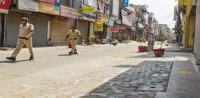 Complete lockdown to be imposed in Haryana for 7 days from 3rd May in wake of the rising coronavirus cases in the state, said Haryana Health Minister Anil Vij Complete lockdown to be imposed in Haryana for 7 days from 3rd May in wake of the rising coronavirus cases in the state, said Haryana Health Minister Anil Vij
