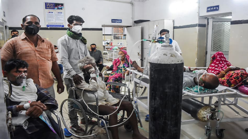 Kejriwal has announced metro services will remain suspended too during the lockdown period Kejriwal has announced metro services will remain suspended too during the lockdown period