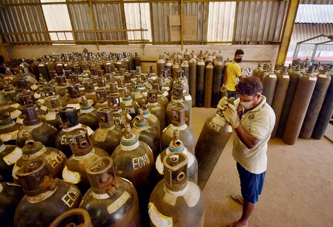 While certification of PESO will not be mandatory pre-shipment, it will be required before use of oxygen cylinders, which entails weight and hydro testing. While certification of PESO will not be mandatory pre-shipment, it will be required before use of oxygen cylinders, which entails weight and hydro testing.