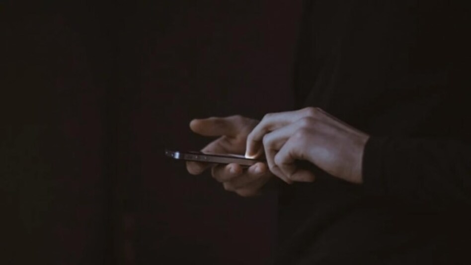 Now an app that deletes all your phone's data when police try to crack it Now an app that deletes all your phone's data when police try to crack it