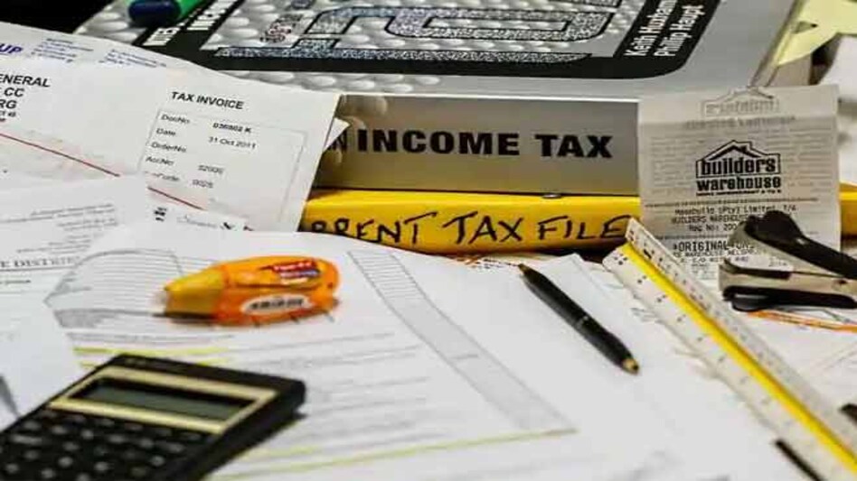 The I-T Department has released more than Rs 24,792 crore refunds to over 15 lakh taxpayers so far this fiscal year The I-T Department has released more than Rs 24,792 crore refunds to over 15 lakh taxpayers so far this fiscal year