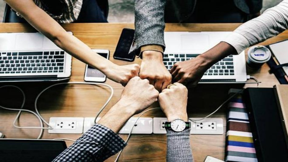 Maharashtra inks MoU with UK govt to bolster start-up ecosystem Maharashtra inks MoU with UK govt to bolster start-up ecosystem