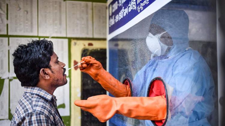 AstraZeneca vaccine's chief investigator endorses India's 12-16 week Covishield dose gap