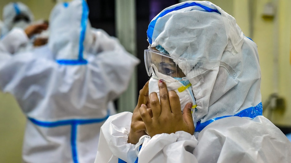 AIIMS Director Dr Randeep Guleria explains why pandemics come in waves AIIMS Director Dr Randeep Guleria explains why pandemics come in waves