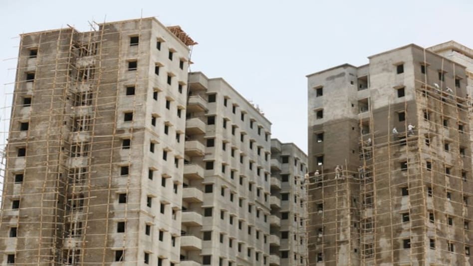 DLF's Group Chief Financial Officer (CFO) Vivek Anand said the company is committed to delivering on sales bookings guidance DLF's Group Chief Financial Officer (CFO) Vivek Anand said the company is committed to delivering on sales bookings guidance