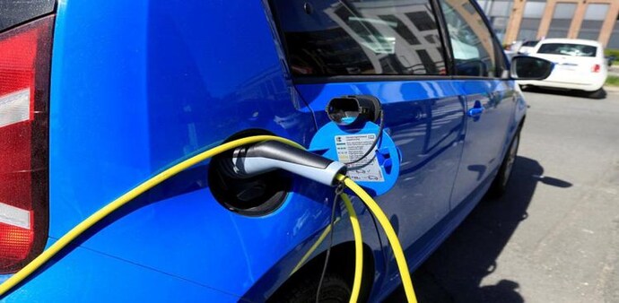 The state government will provide a subsidy up Rs 1,50,000 on the purchase of a electric four-wheeler The state government will provide a subsidy up Rs 1,50,000 on the purchase of a electric four-wheeler