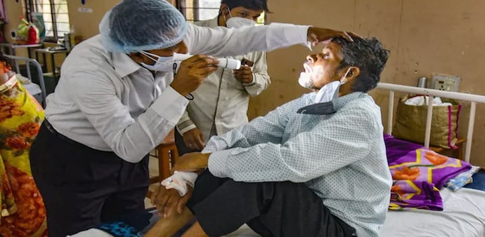 Green Fungus, also also known as Aspergillosis, may cause high fever and nose bleeding. (PTI photo for representation) Green Fungus, also also known as Aspergillosis, may cause high fever and nose bleeding. (PTI photo for representation)